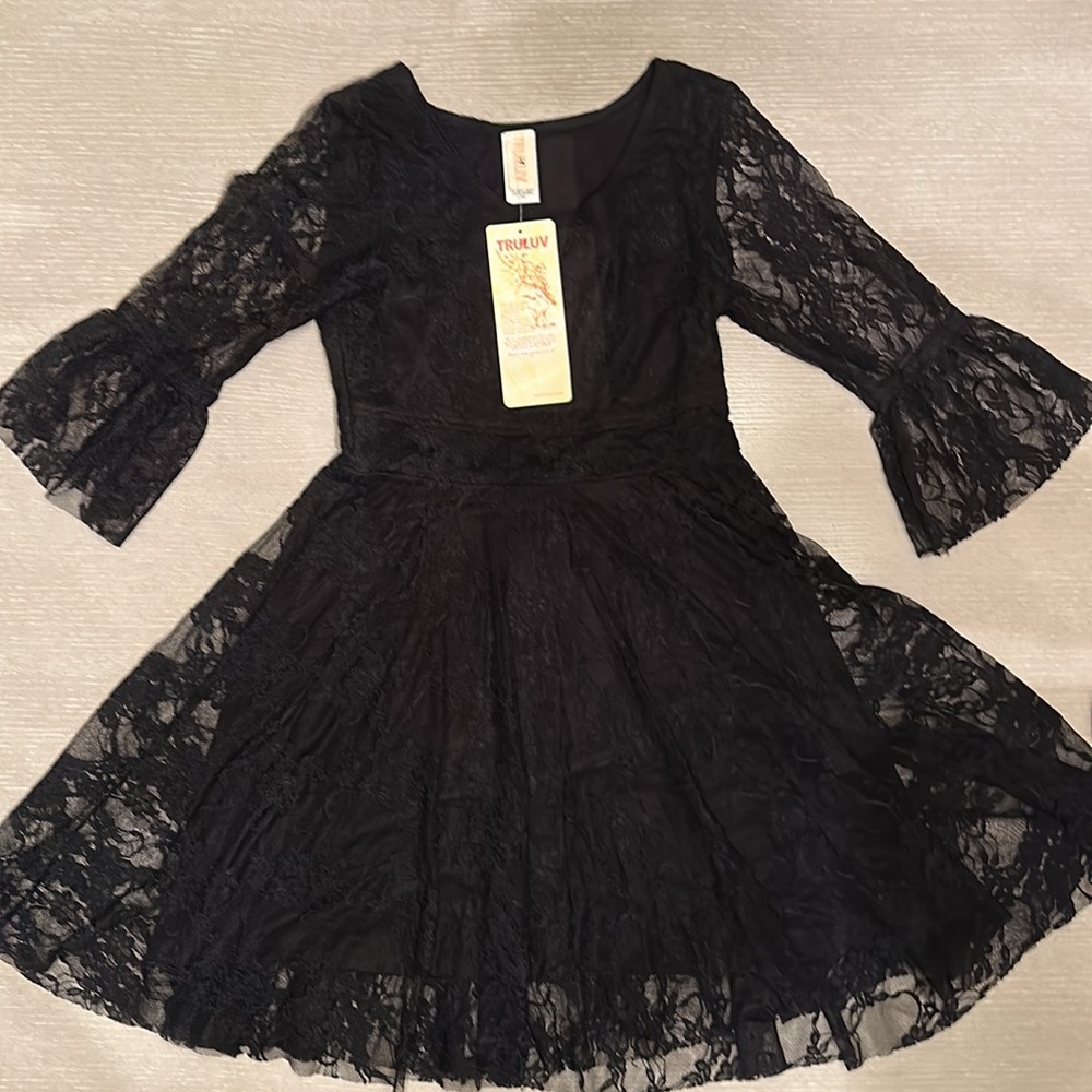 TRULUV Girl’s Black Lace Dress, Cutout back Size 14.